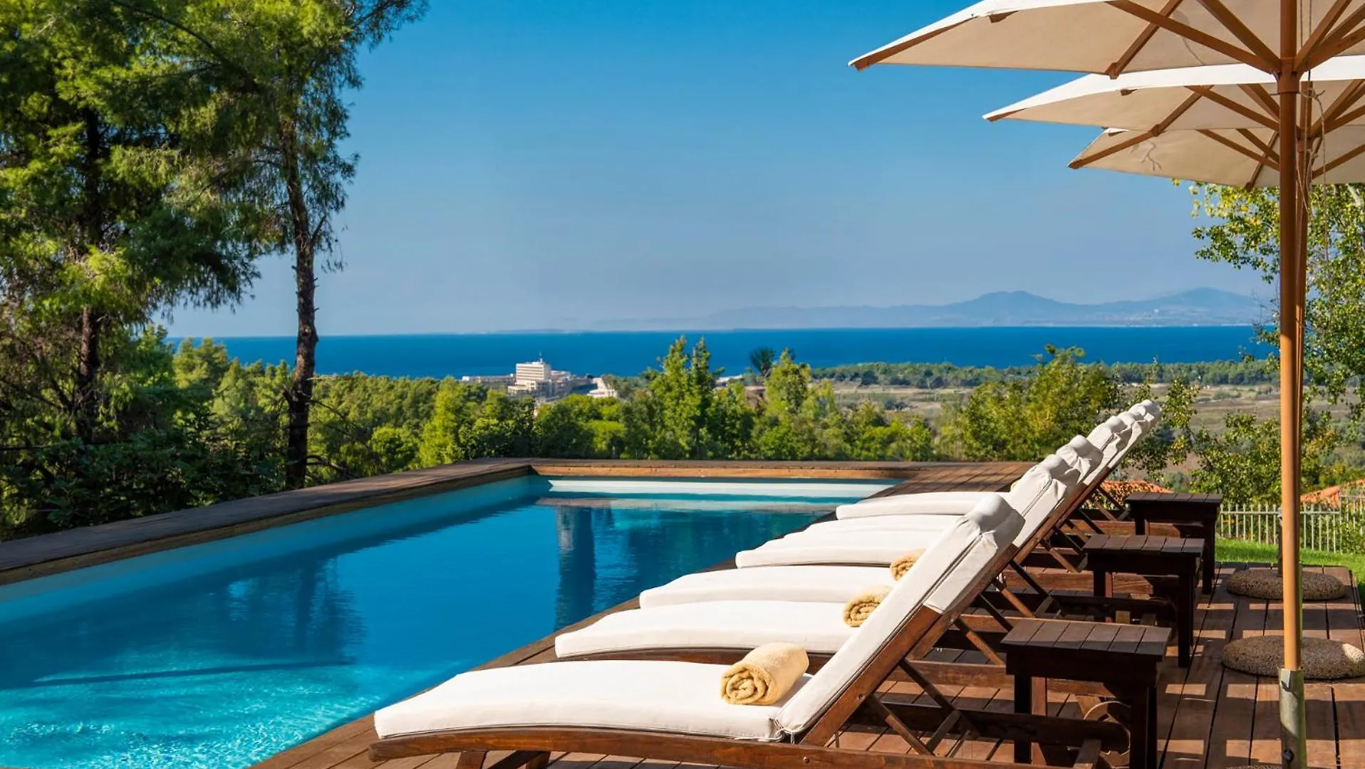 The White Villa At Sani Sani  Griechenland